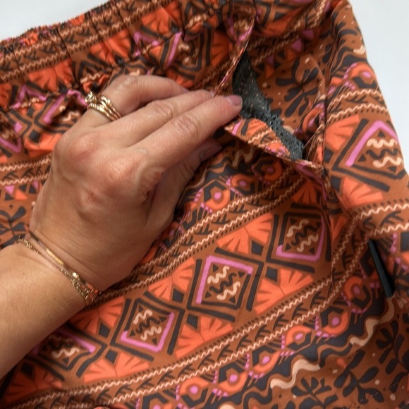 Patagonia Baggie Shorts Orange and Pink Size Large - Picture 8 of 9